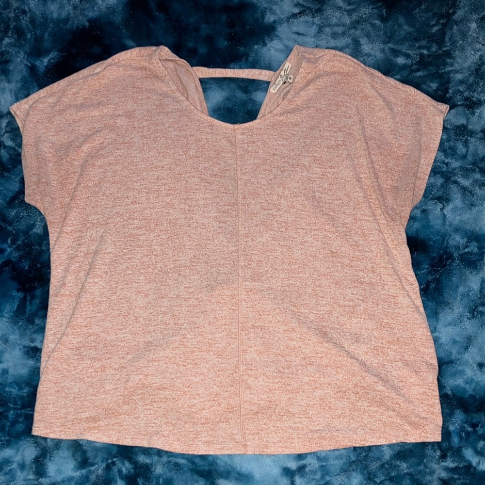 3for$15💞 Express size M peach open back shirt